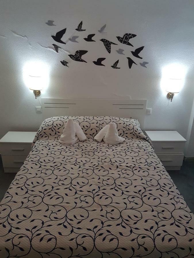Apartamento Victoria Sevilla Exterior foto